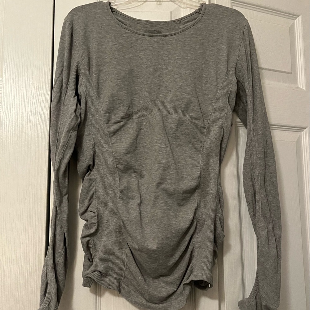 Athleta Gray Long-Sleeve Ruched Side  Top size large